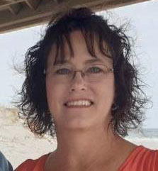 Photo of Dede Barrett headshot